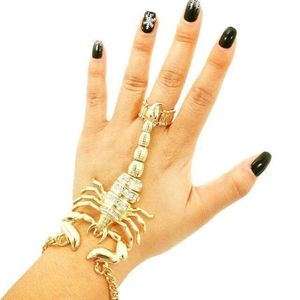 *ONLY ONE LEFT!* Gold Scorpion Handchain